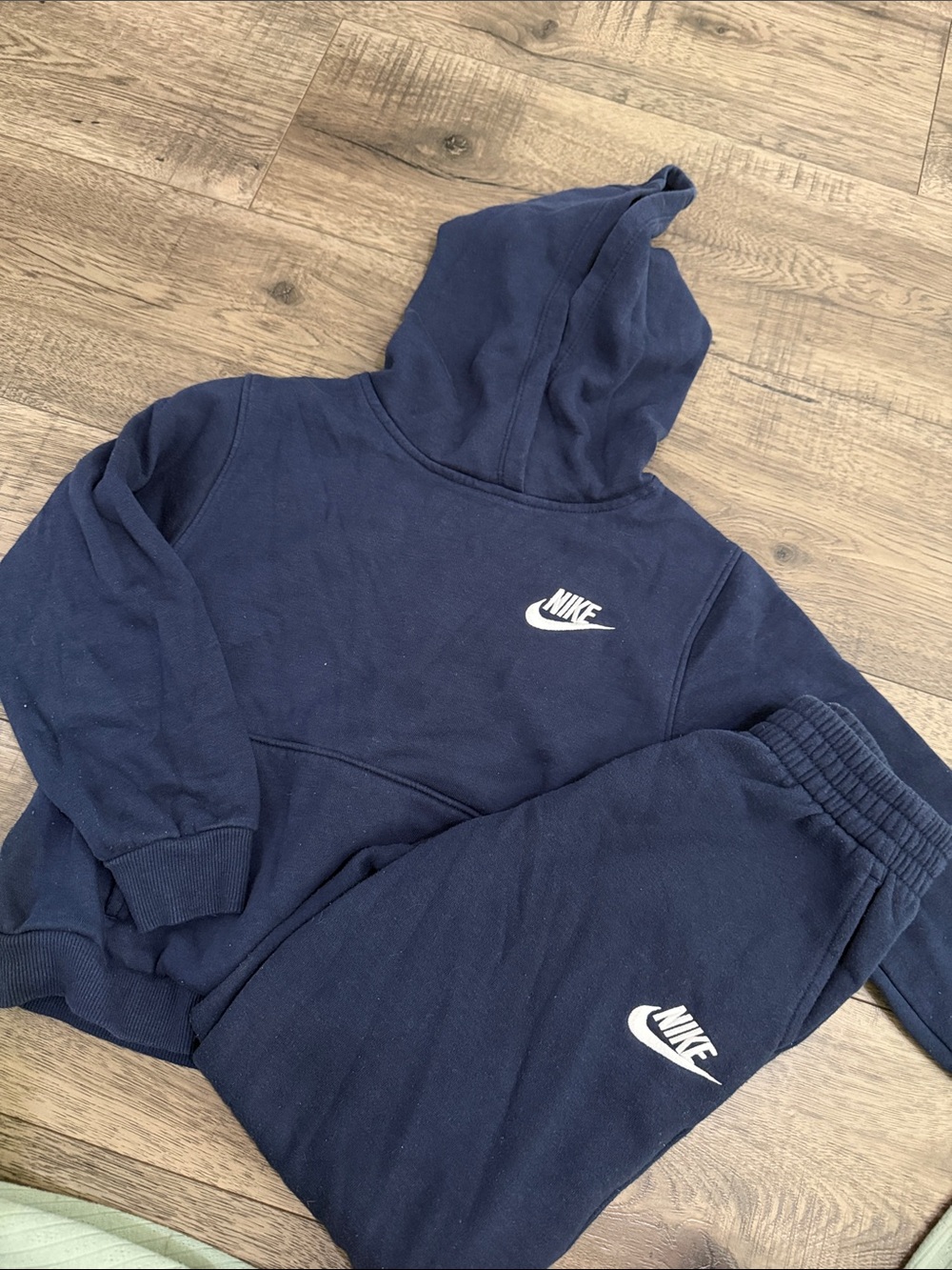Kids Nike sweatsuit